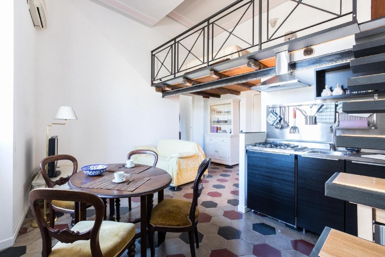 Sunny Apartment Navona Square Rome Luaran gambar