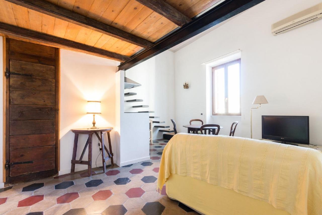 Sunny Apartment Navona Square Rome Luaran gambar